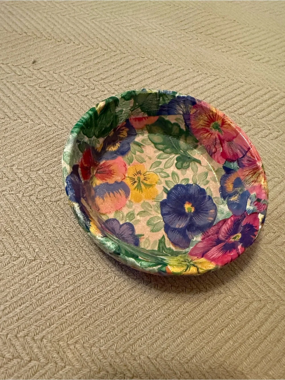 Original Use Floral Pansy Pattern Decorative Bowls in Pink, Yellow, Blue, Green